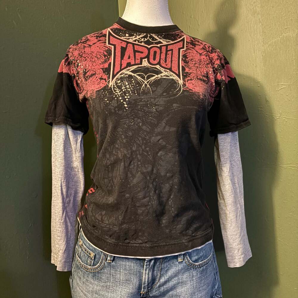Tapout Graphic Layered Long Sleeve T-Shirt Size S